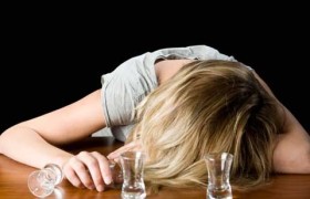 Минздрав посчитал количество заболевших алкоголизмом в стране