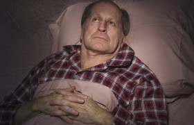 Плохой сон как способ диагностики болезни Альцгеймера