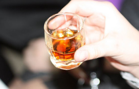 Ученые разработали новый способ лечения алкоголизма