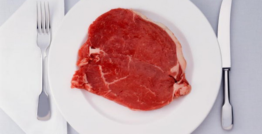Красное мясо увеличивает риск развития болезни Альцгеймера