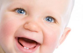 Почему важно ухаживать за молочными зубками