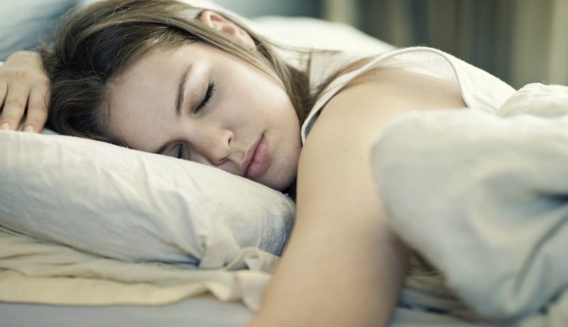 Как приучить себя вовремя ложиться спать