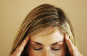 Головная боль: симптомы, причины и профилактика