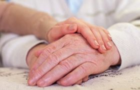 Высокое кровяное давление повышает риск развития болезни Альцгеймера