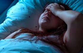 Около половины россиян страдают от нарушений сна