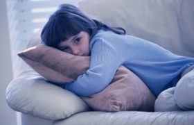 Причины и последствия депрессий у девочек-подростков