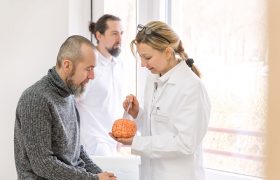 Роль светотрансмиссионной агрегометрии и генотипа CYP2C19 в прогнозировании ишемических осложнений при интервенционной терапии внутричерепных аневризм