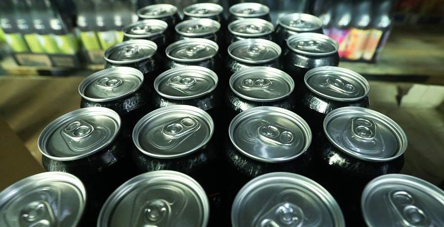 Нарколог рассказал о пагубных последствиях употребления энергетических напитков