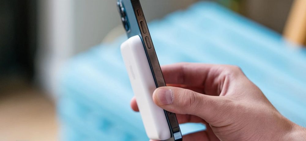 Как выбрать внешний аккумулятор для iPhone