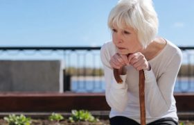 Врач Рабинс назвал вопросы для самопроверки на болезнь Альцгеймера