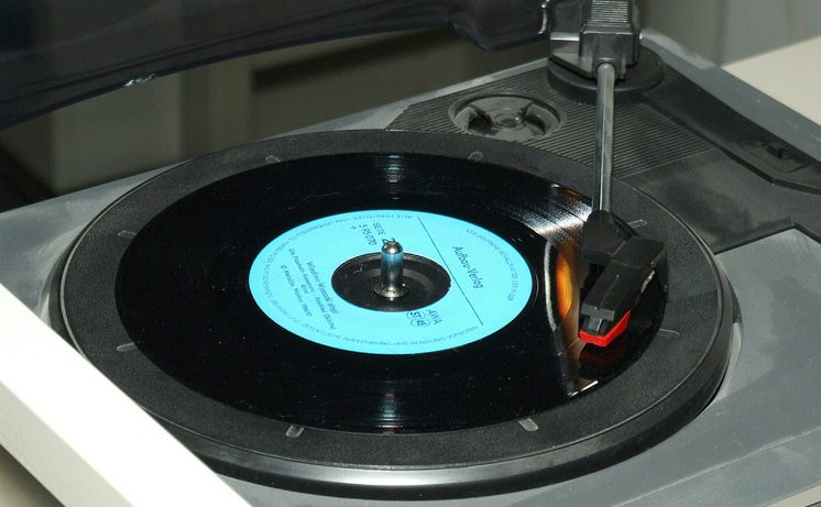 Музыку назвали средством от боли после операций и при хронических заболеваниях