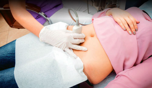 Когда нужны колоноскопия, УЗИ брюшной полости и гастроскопия: разбираем показания