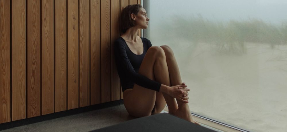 Распознать и не дать себя поглотить: ранние признаки депрессии